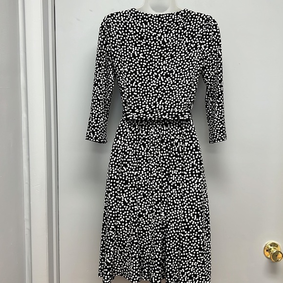 White House Black Market Polka Dot Mini Dress with Side Hip Pockets - Picture 4 of 7